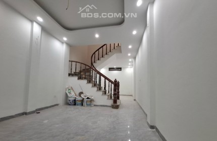 Bán nhà Mạc thị Bưởi, 3Tầng, 40m2, ngõ thông rộng, giá chỉ 6tỷ  (còn TL)